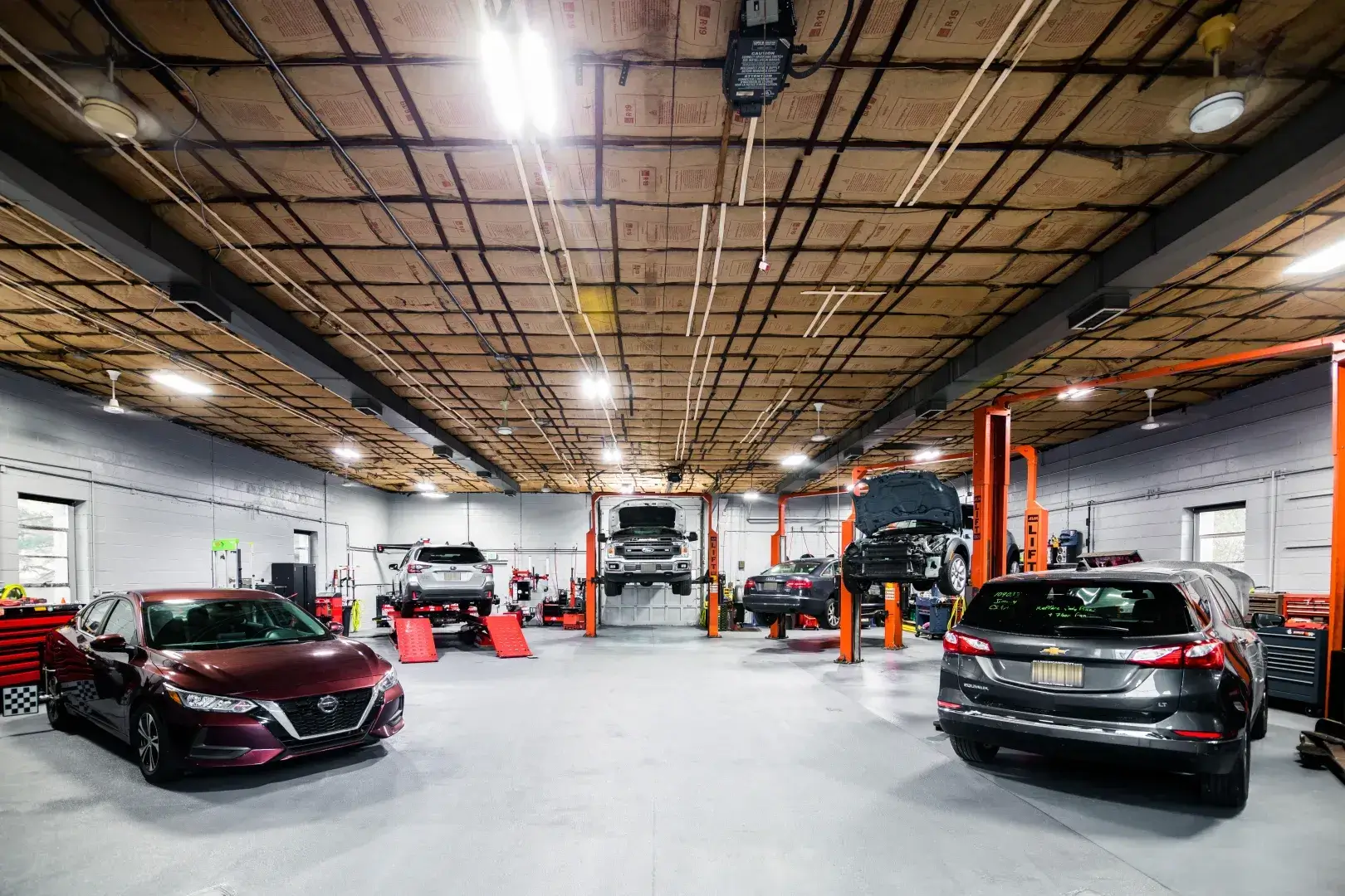 L&M Auto Center shop